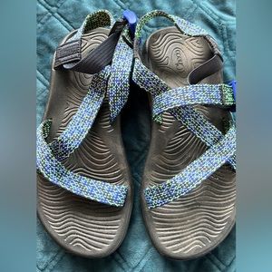 Chaco Woman Size 6